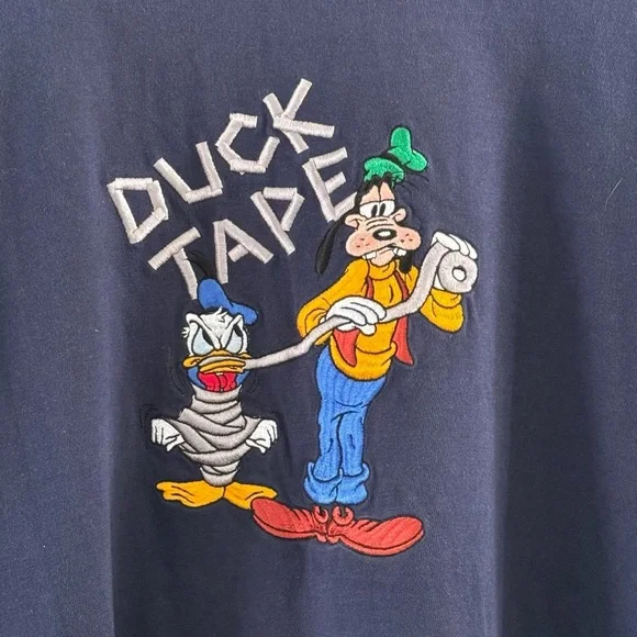 Vintage Disneyland ‘Duck Tape’ Goofy Donald Duck Embroidered Long Sleeve T-shirt - Picture 4 of 7